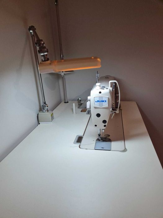 Maszyna stebnówka juki DDL 8700