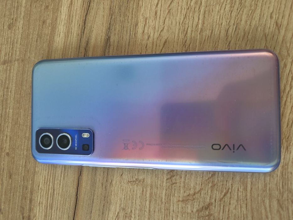Smartfon VIVO  y72 5g