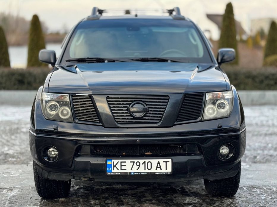 Nissan Navara рамний пікап