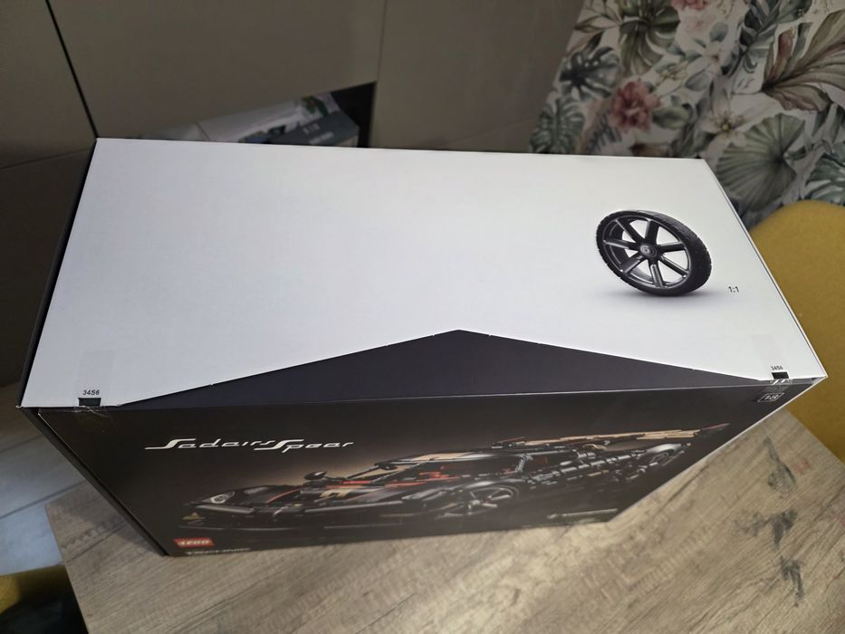 Novo Lego Technic 42232 Koenigsegg Sadair's Spear Megacar