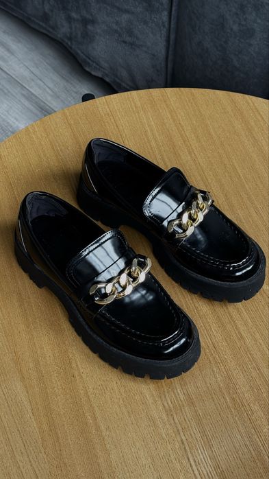 Лофери Guess 38 розмір