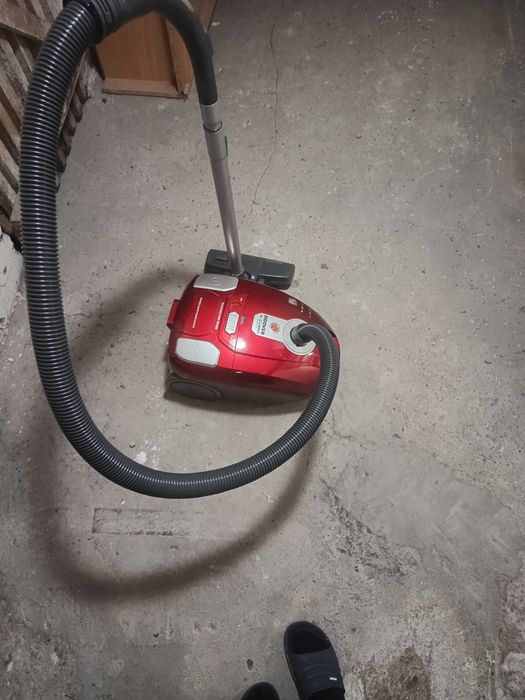 Odkurzacz Hoover  Cichy regulacja  sania