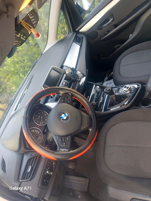 Bmw 216 venda com urgência