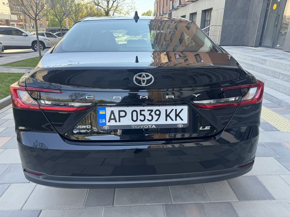 Toyota Camry 2025 2.5 Hibrid AWD New!