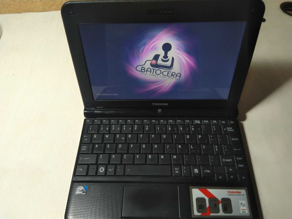 Portatil Toshiba NB-250, Com centas de Jogos Classicos