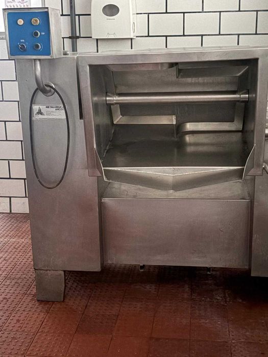 Misturadora de Carne Industrial Basculante