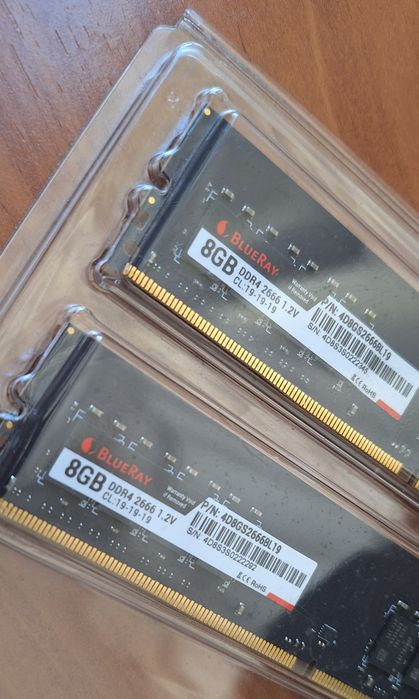 Memoria DD4 gama BlueRay 2x 8GB nota a memória e (nova) apenas testado