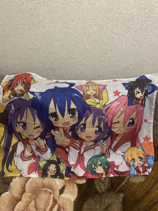 плед та плакати кьют!