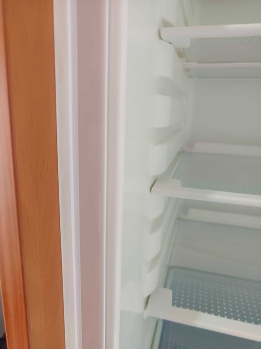 Frigorífico combinado de encastre AEG