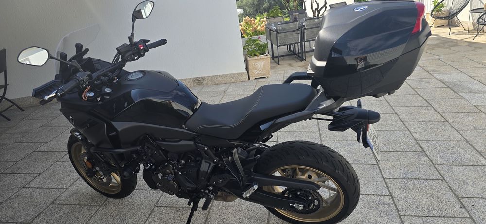 Moto yamaha tracer 7