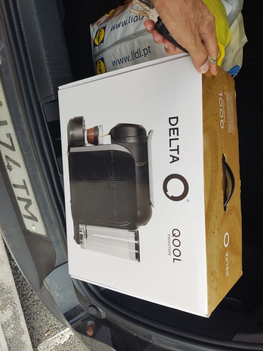 Máquina café Delta Q qool evolution preta (NOVA)