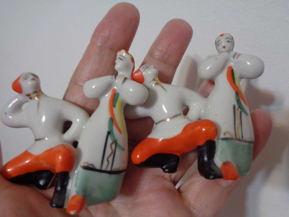 статуетка-міні Танок 7*7см стан нов