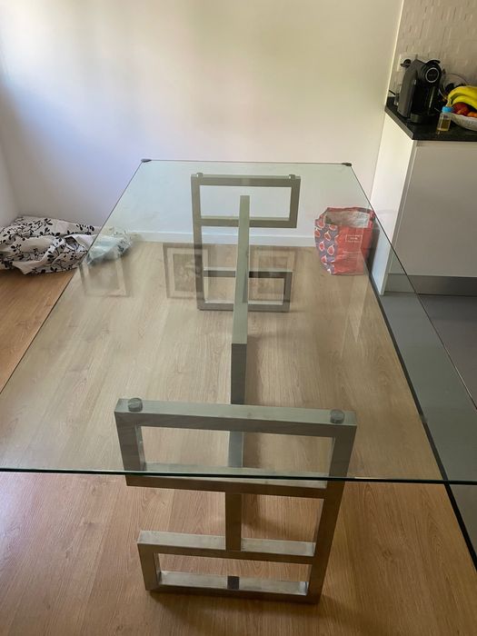 Mesa em vidro de sala de jantar