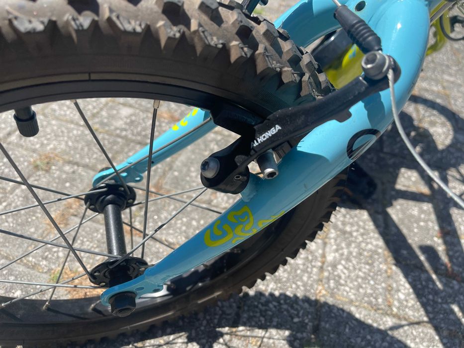 Bicicleta INFANTIL - Ótimo estado