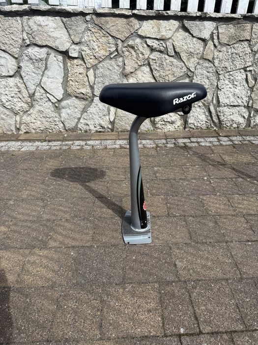 Hulajnoga Razor e300