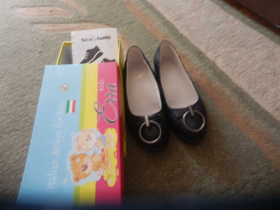 Туфли для девочки.