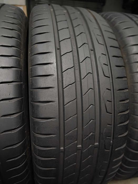Літні шини 235/60 R18 Continental Premium Contact 7 комплект
