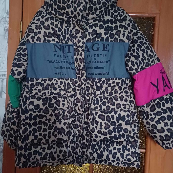 Зимова куртка жіноча