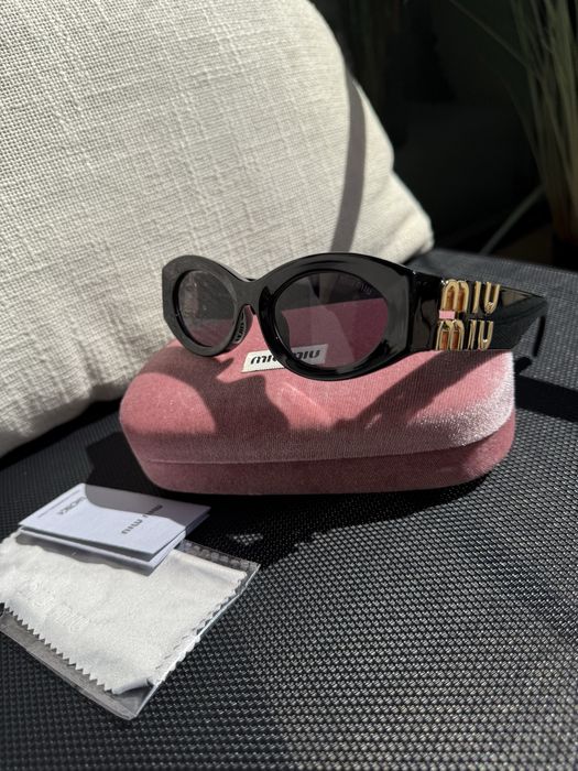 Жіночі окуляри Miu Miu