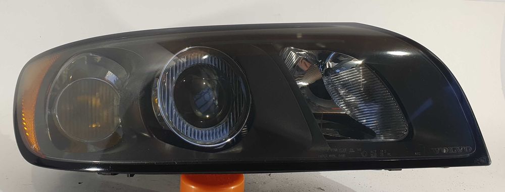 Reflektor prawy Volvo S40/V50 II