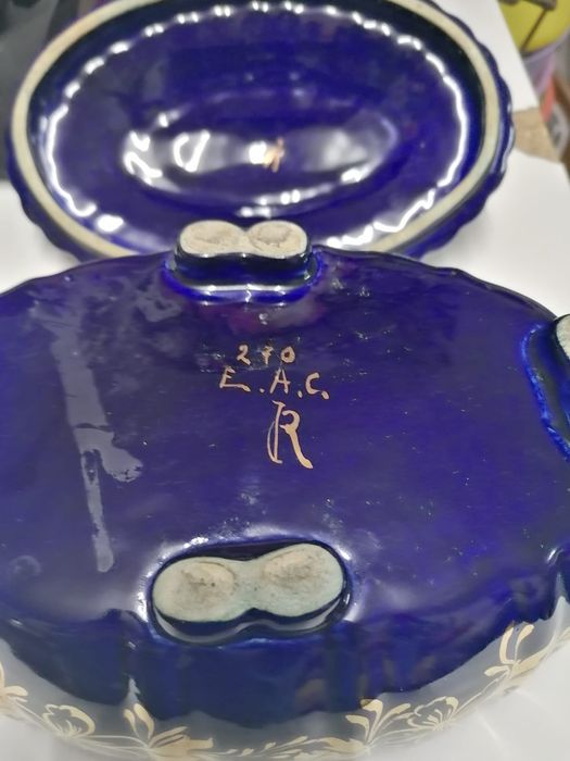 Boleira pintada a mão