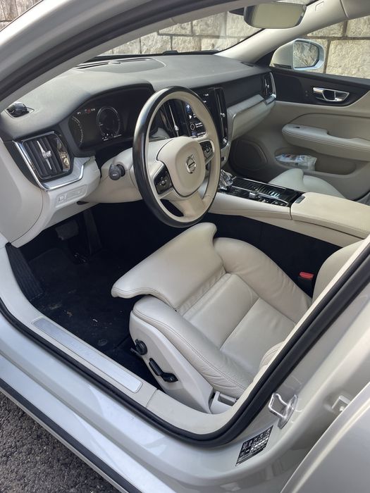 Volvo V60 T8 (hibrido)