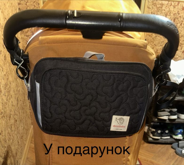 Коляска прогулянкова Carrello Bravo + подарунки