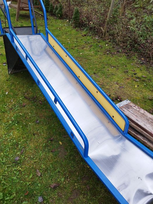Zjeżdżalnia metalowa na plac zabaw, solidna