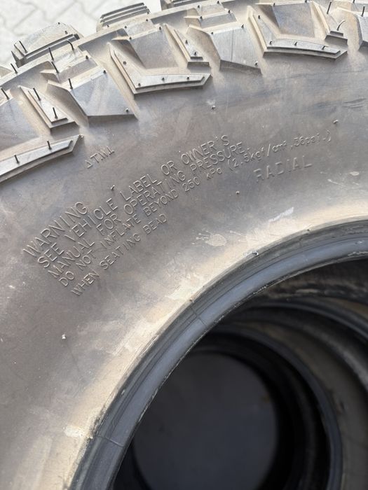 Komplet opon CST APACHE 32X10-15