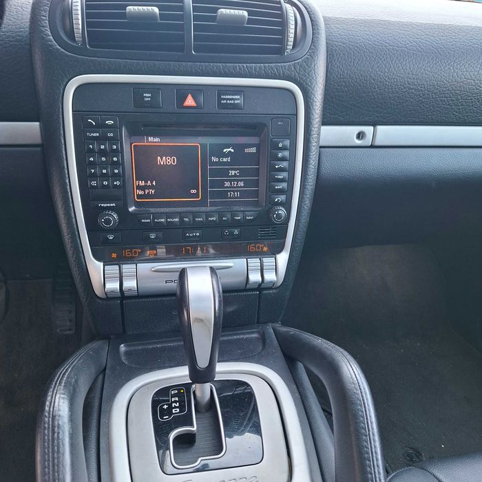 Porshe cayenne 3.2 V6 triptonic