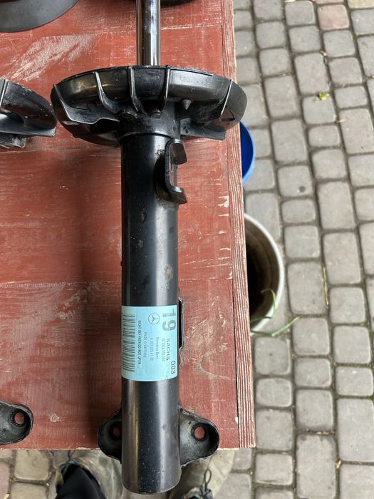 Амортизатори Mercedes c-class w203