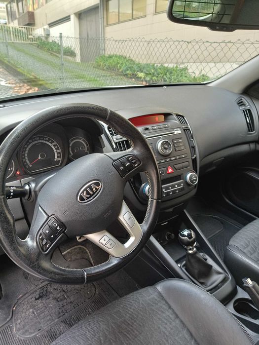 Kia Pro Cee’d 1.6 CRDi 128cv Comercial | 2 Lugares | Sport | 172 mil km