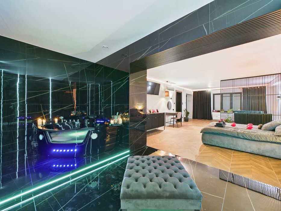 Jacuzzi w Apartamencie Warszawa/Marki