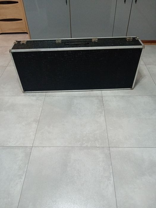 Case futerał walizka 118x48x21 cm