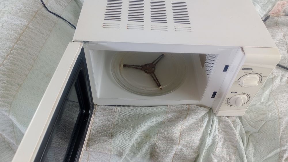 Microondas Schneider