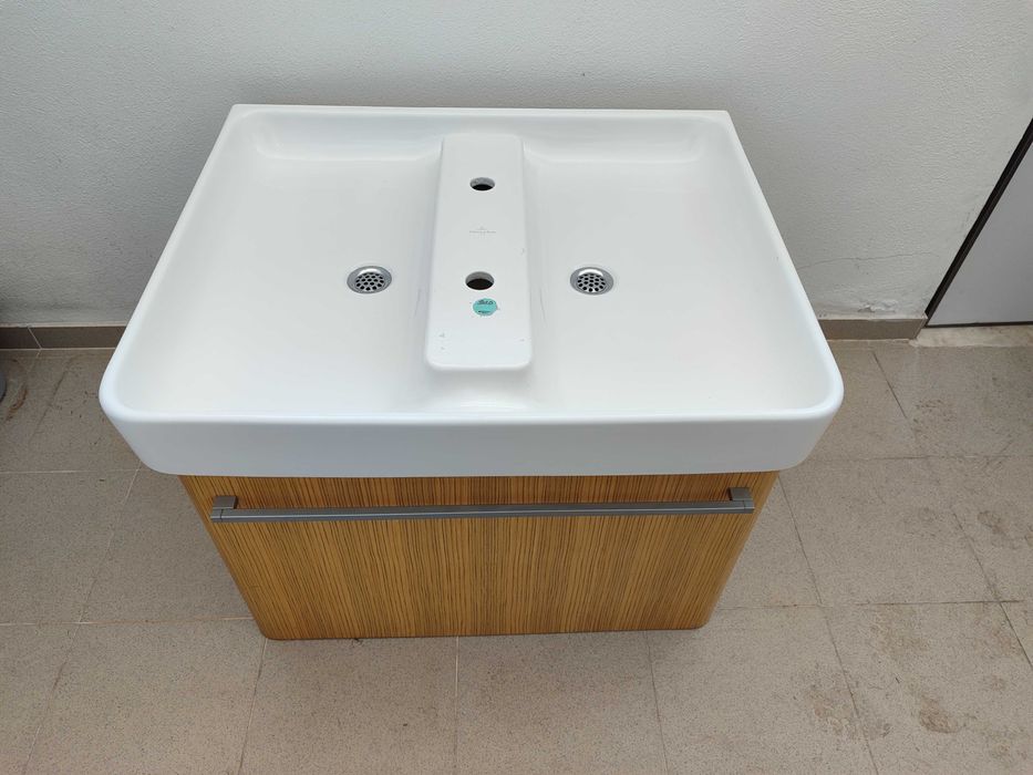 Lavatório Duplo Cerâmico / Double Wash Basin Ceramic