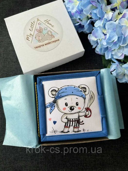 Розвиваюча іграшка.Подарунок .М'яка розвиваюча книга ручної роботи