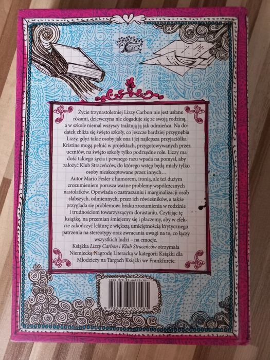Lizzy  Carbon i klub straceńców