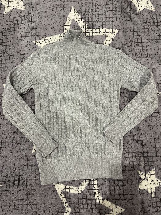 Светрики для дівчинки на ріст 146-152 см