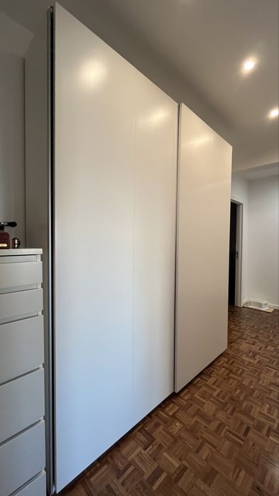 Armario pax ikea portas de correr