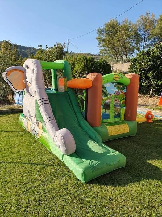 Insufláveis para festas