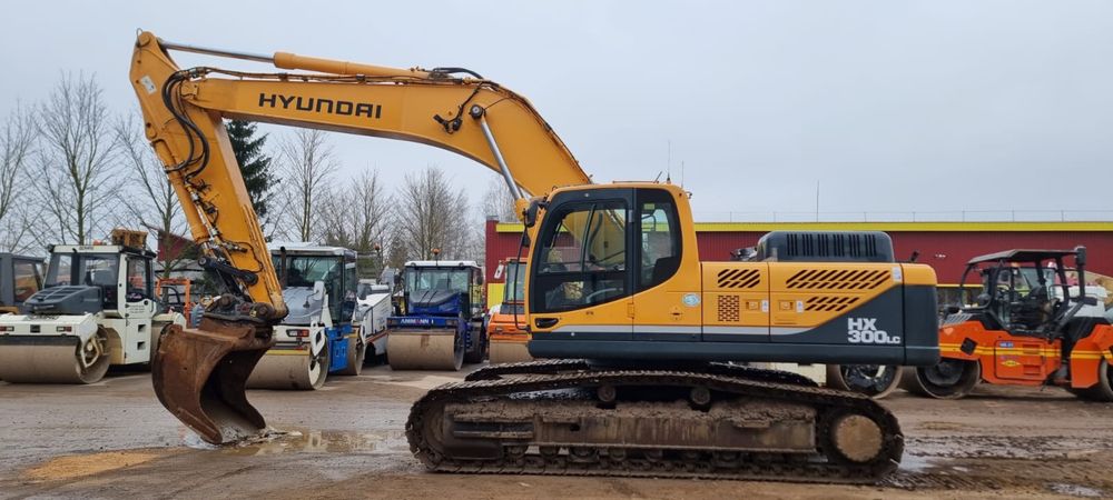 Продам экскаватор Hyundai HX 300 L