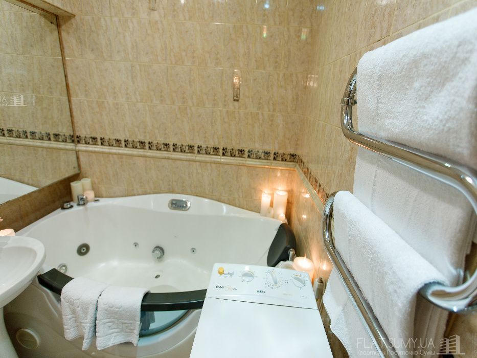 DE LUXE Квартира Подобово з ДЖАКУЗІ, вул. Харківська, 43, ТРЦ Лавина