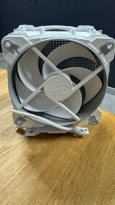 Cooler Freezer 34 ARCTIC esportsDUO