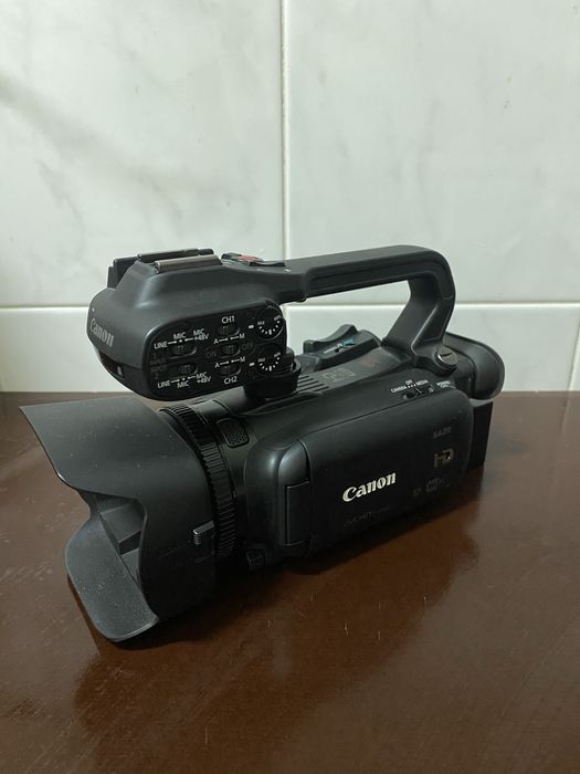 Camera de filmar Canon Legria XA25
