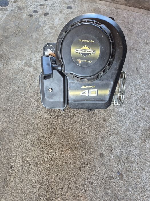 Silnik spalinowy części