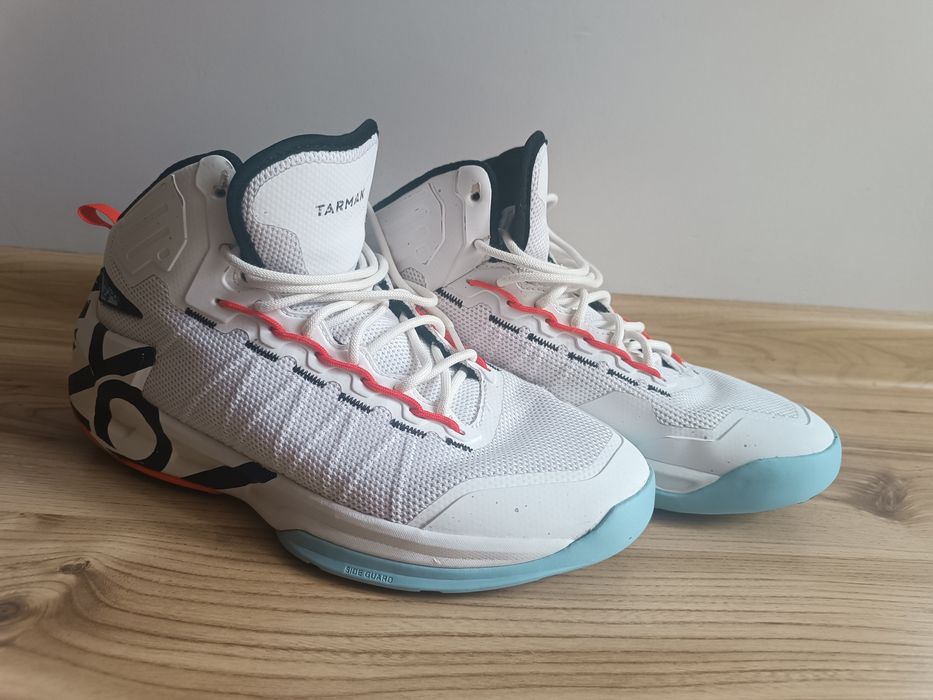Buty koszykarskie Decathlon białe kolorowe rozmiar 43