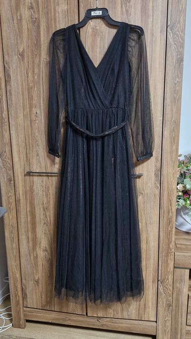 Sukienka studniówkowa