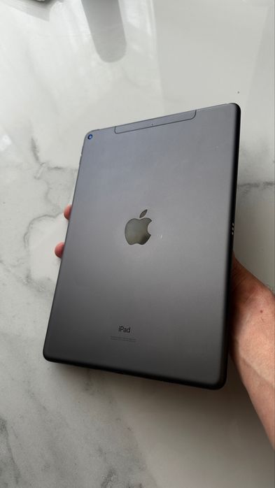 Планшет iPad Air 3 10.5 дюйми WiFi, LTE, 64Гб