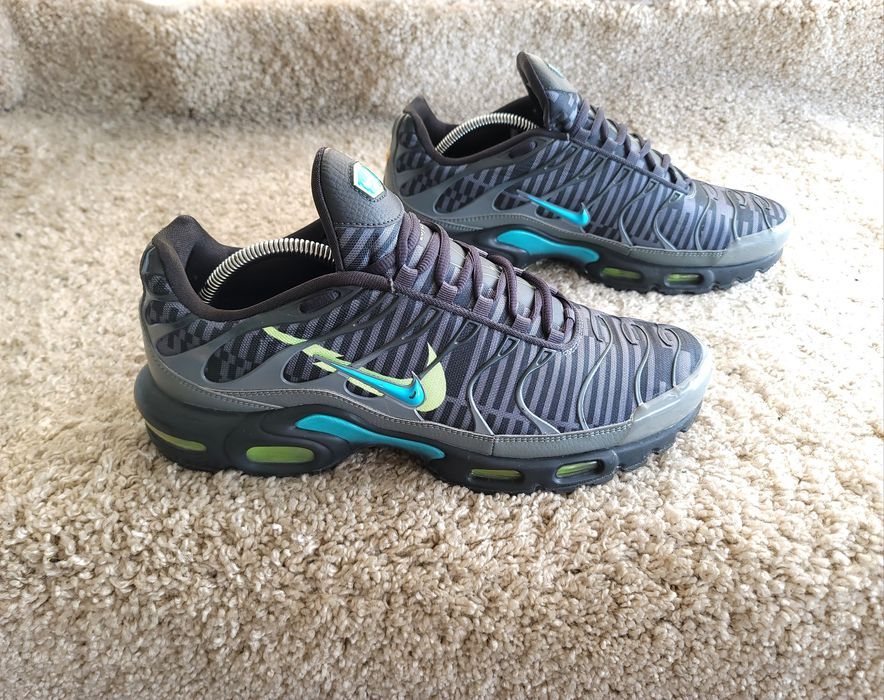 NIKE AIR MAX Plus р 46 Оригінал! Бігові кроссовки DJ6896-070